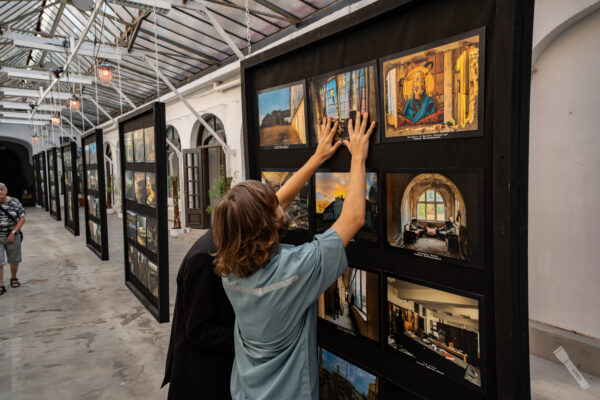 Wydruk kompletu dodatkowych zdjęć